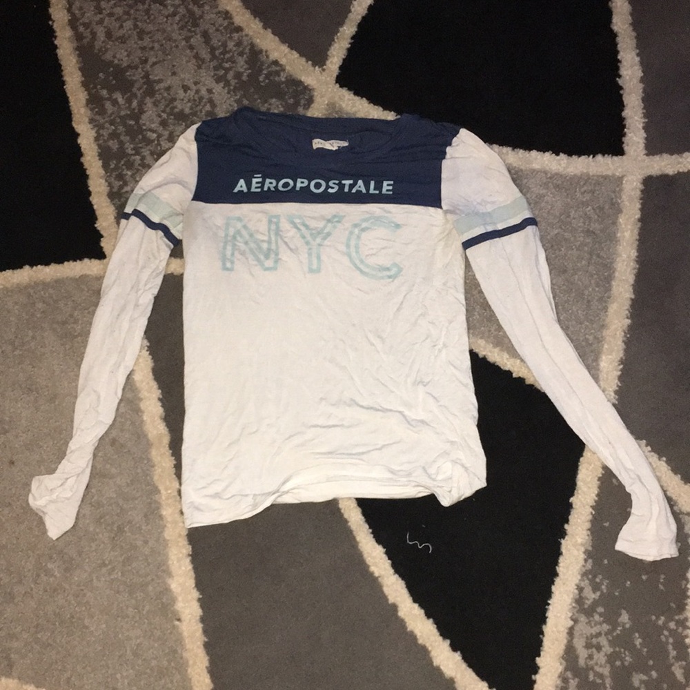 Size small soft Aeropostale shirt long sleeve